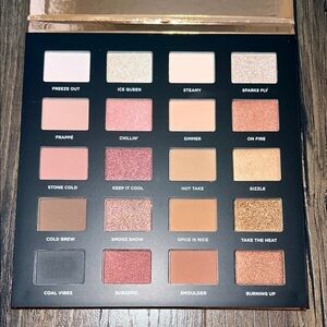 NIB ICONIC London Hotting Up Eyeshadow Palette